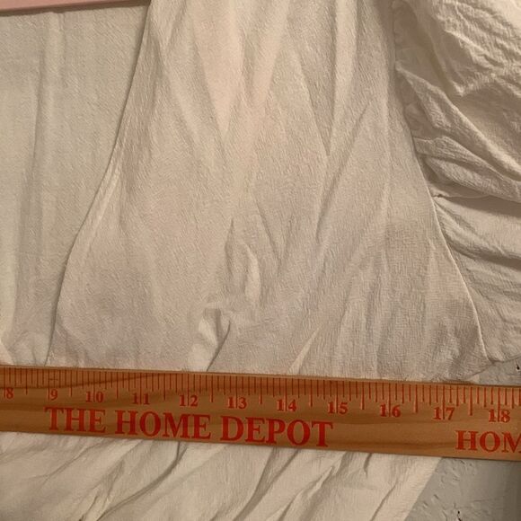 HYFVE White V-Neck Elastic Waist Ruffle Cotton Women's Top Size L - Picture 3 of 9